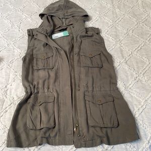 Stitch fix Tinsel cargo vest